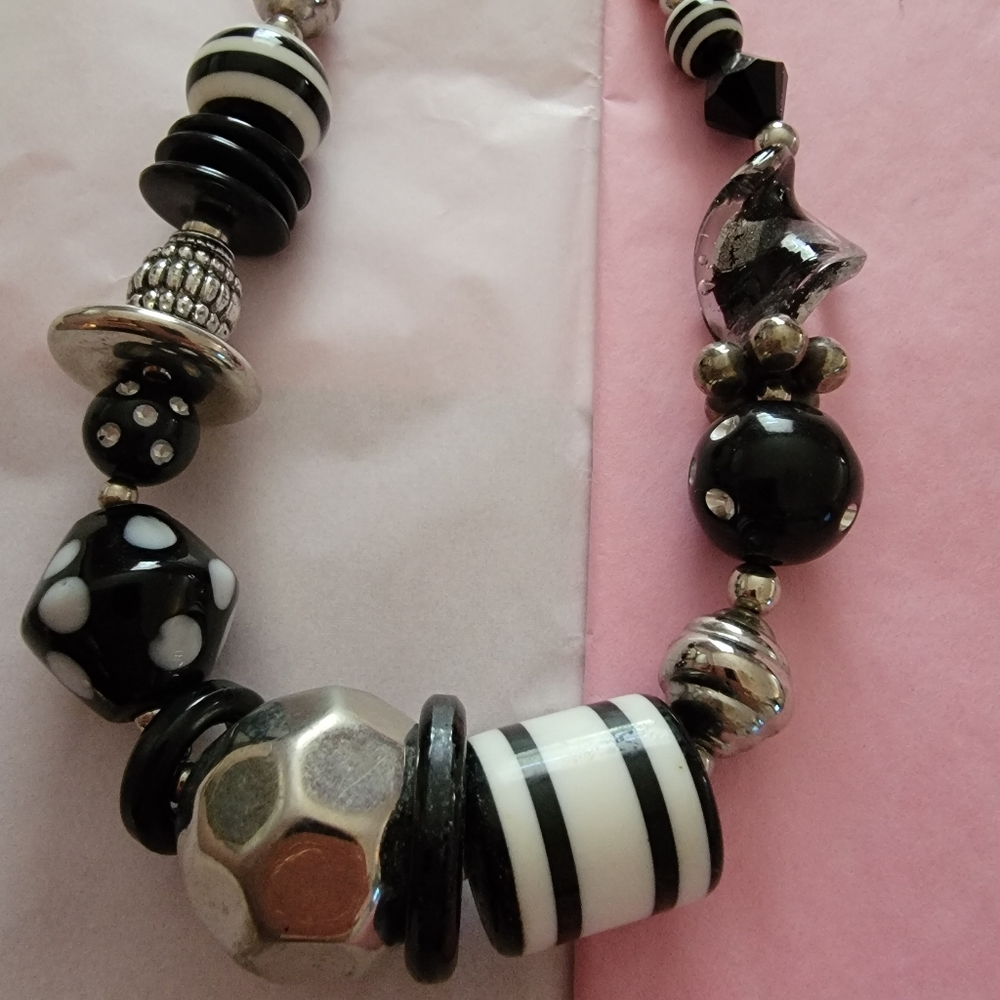 Chunky beed necklace